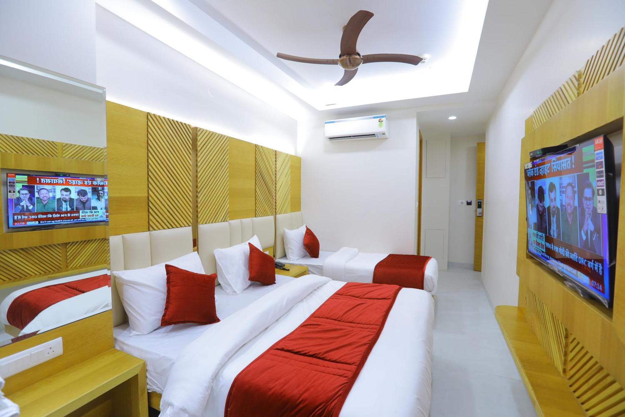 Hotel Glitz - Walk In From New Delhi Railway Station Bagian luar foto